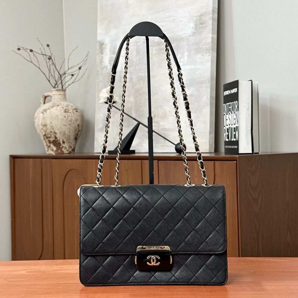 Chanel Women Pre-Loved Bag Very Good Condition